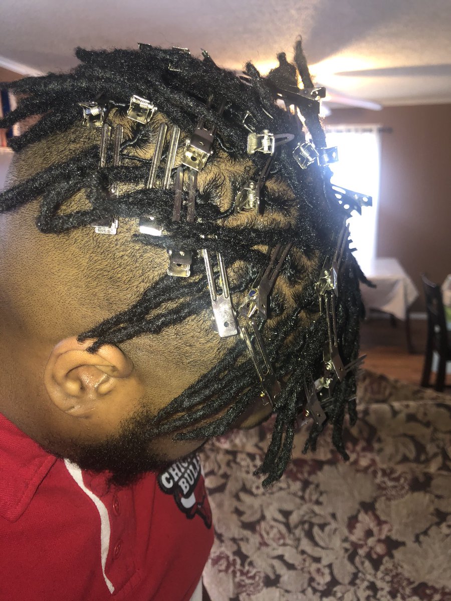 its_ashia's tweet photo. Recent Work 😌 Book With Me #tsu #tsu21 #tsu22 #fisk21 #fisk #dreads #dreaded #dreadlocks #dreadsforlife https://t.co/kmjPcq1boD
