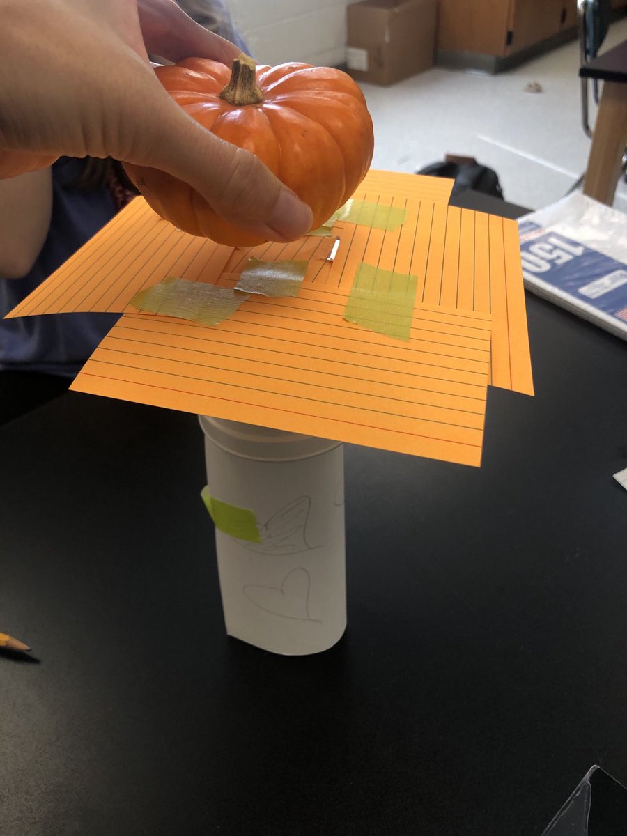 Keibler_Science's tweet photo. Great Pumpkin STEM Challenge 🎃 #sciencerules ⁦@DutchForkMS⁩ https://t.co/sjDnCv1T0Y