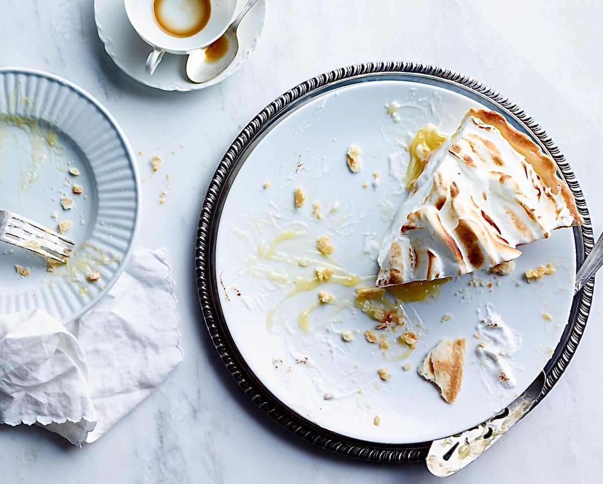 Last piece. Come on. You can do it!
.
.
.
.
#thanksgiving #LemonMeringue #pie #foodie #foodsofinstagram #studiolife #foodphotography #foodphotographer #foodmarketing #marketing #restaurantlife #dallas #dallasphotographer
@foodstylistsdotcom https://t.co/b0Zc8hphnv
