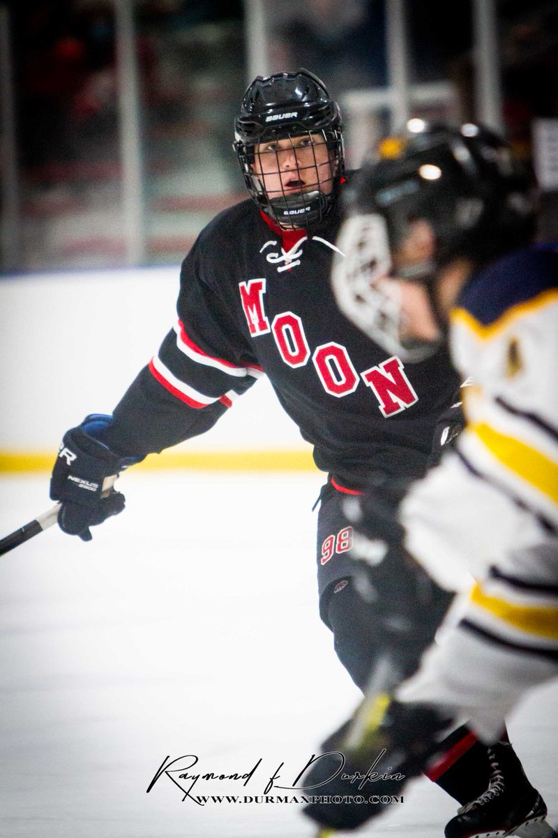 HockeyPhoto's tweet image. @PIHLhockey Varsity hockey @MoonHockey  vs @_Mars_Hockey  Nov. 9, 2020 @ @BaierlIce All photos can be found at: 

durmaxphoto.com/Hockey/Moon-Ho…

#hockey #photography #sportsphotography #durmaxphoto  #highschoolhockey #moontigers @MoonAreaSD @MoonTigersAD