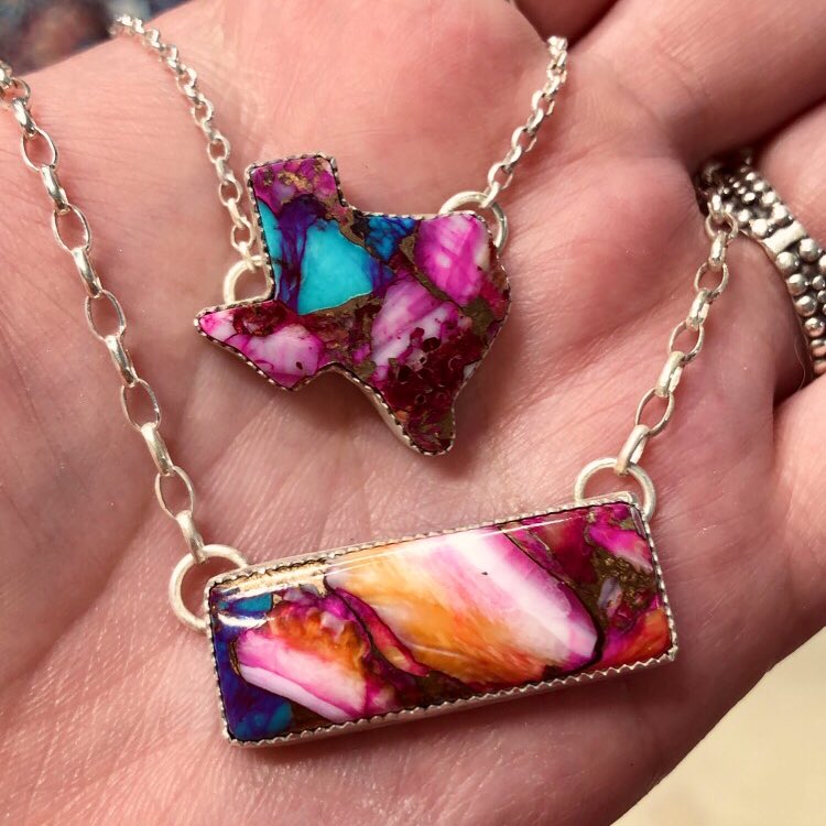 moth_metalworks's tweet photo. Good night, say it back💖 https://t.co/uWOww39T11
