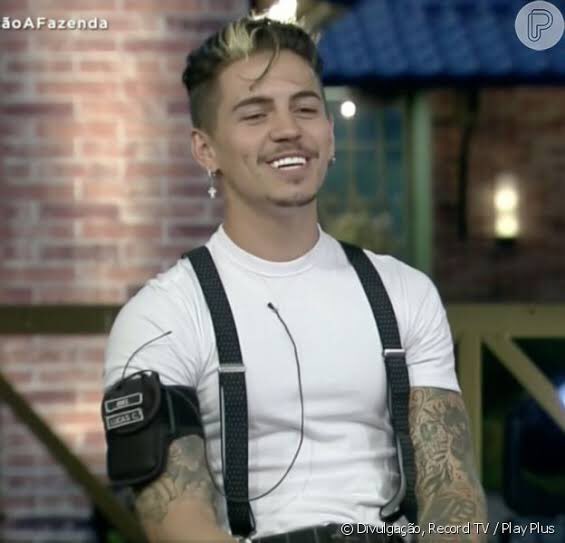 Itspedrito's tweet photo. “a pandemia não vai durar muito”

a pandemia:

#RocaAFazenda https://t.co/WVcjgXPQmz