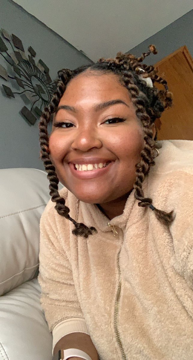 chxrae_'s tweet photo. Wait am I too late for #pocforcorpse ??😭 https://t.co/J7AFNhAdG1