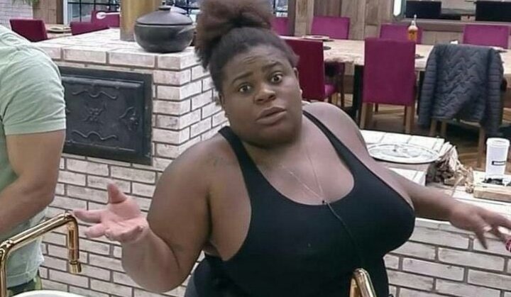 O povo dize do que o Jojo foi incoerente, mas foi a Lidi que está há dias falando mal da dela
#AFazenda12
#RoçaAFazenda