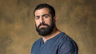 VladimirAlves's tweet photo. Caraco, se inscreva e veja Kaysar Dadour falando sobre o Emmy de Órfãos da Terra. https://t.co/9omMrusEFM @KaysarDadour @mafiakaysar #Kaysar #KaysarDadour #OrfaosDaTerra #Globo #Emmy #OBuxixo https://t.co/OHUsYMsLJs
