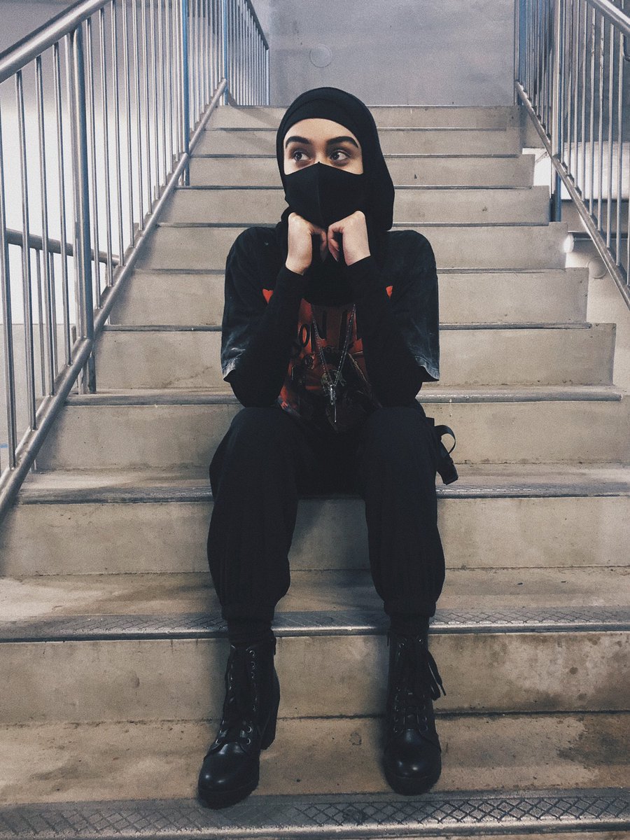 skrewcorpse's tweet photo. am i too late to do #pocforcorpse ?
@Corpse_Husband @CORPSE_alt 
(also summoning circle for his internet and to get imposter this stream) https://t.co/cruZoPFECp