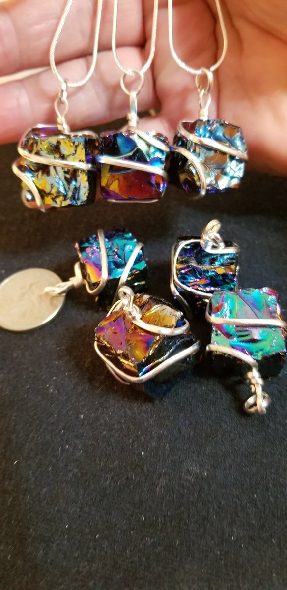 GG2treasures's tweet photo. New‼ Rainbow Hematite Hammered Pendant on 925 silver plated chain...thanks for looking🥰
https://t.co/aXcNVdgdAb
#GG2TREASURESROCKSHOP https://t.co/Qjyy9C4zV9