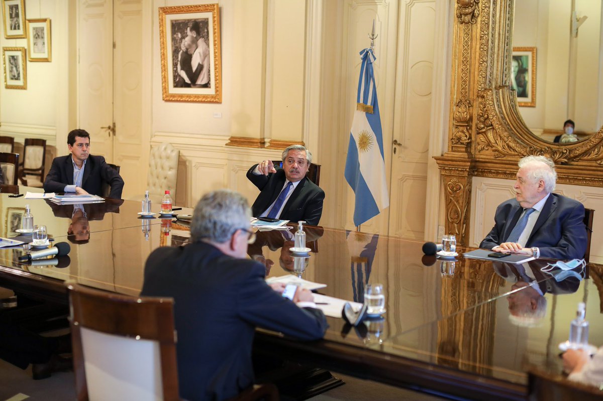 alferdez's tweet photo. Esta tarde tuvimos en @CasaRosada la primera reunión del Comité de Vacunación, que diseñará la logística de distribución y aplicación de las vacunas contra el Covid-19 que estarán disponibles en los próximos meses.

Falta poco y estamos cerca, pero debemos seguir cuidándonos. https://t.co/ZFblF9DgGe