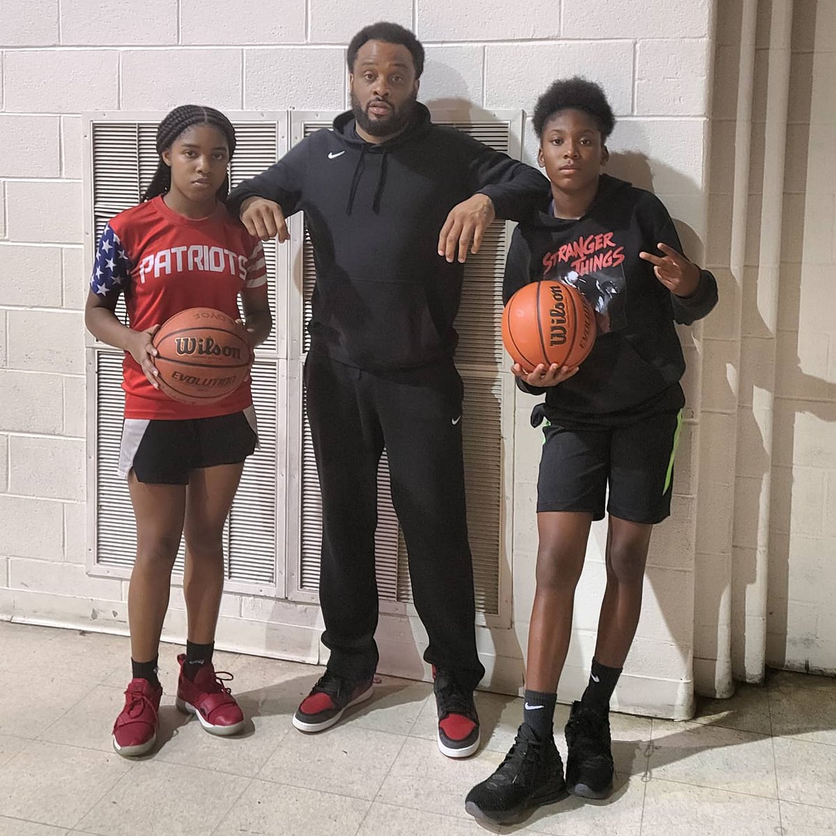 ILOVE_EOYOF's tweet photo. We Not Worrying About No Player Or Team Rankings. If You Put The Grind In Consistently Your Grind Will Definitely Speak For Itself 🖤❤
#AYYYYYYYYYYYYYY
#LAFAMILIA #2025
#EnhancingOurYouthOurFuture #EOYOF #GrindingForFreeSchlorships
#TheGrindNeverEnds
#WWW.EOYOF.COM https://t.co/rIbzqvoq4Q