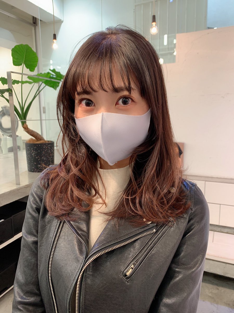 黒田菜月 Tbs News キャスター 前髪を切りました 最近は地毛の黒髪で ほったらかし状態なのですが そろそろカラーリングしようか 美容院に来るたびに悩んでますが いい感じにグラデーションになってきたような気がします Haircut Hairsalon