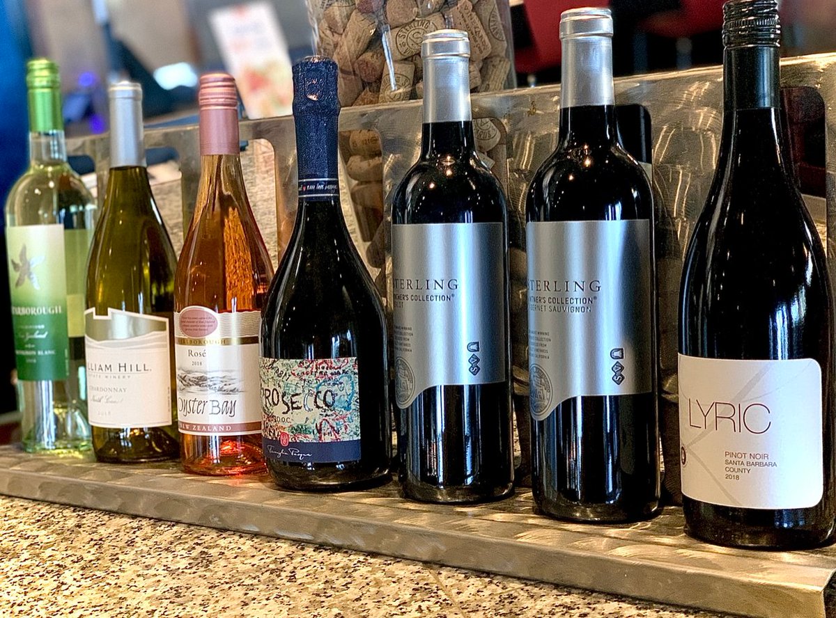 CafeExpress's tweet image. Share a bottle or add a glass with your fine-dining inspired meal at a neighborhood price. 

#winenot #justaddwine #wine #winelover #wineoclock #holidaysareforwine #cheers #pouraglass #winetime #winelife #restaurant #houstonrestaurants #vino #redwine #whitewine #cafeexpress