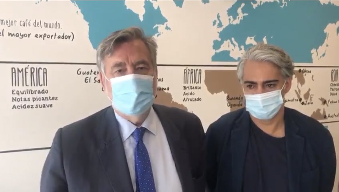 Hay dos tipos de perdedores. Los que tienen dignidad y los que la perdieron hace rato. Golpistas e indignos, @guillier y @marcoporchile todavía no aceptan que hace 3 años perdieron la elección https://t.co/SjaVCEcA5k