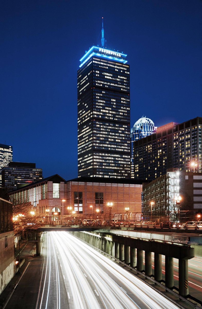 TonytheTiger57's tweet photo. Boston #ThePru https://t.co/JHmWvukkw0