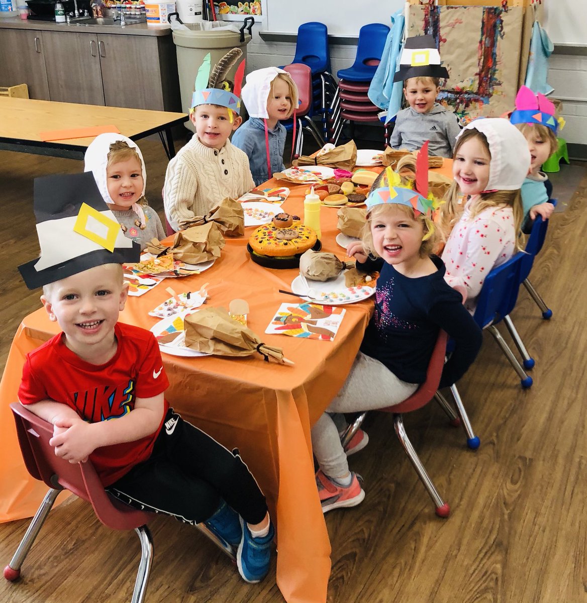 CCLSBaker's tweet photo. Happy Thanksgiving from the Pilgrims and Native Americans in Webster 3s!  ⁦@CCLSChargers⁩ https://t.co/AepgySKh2X