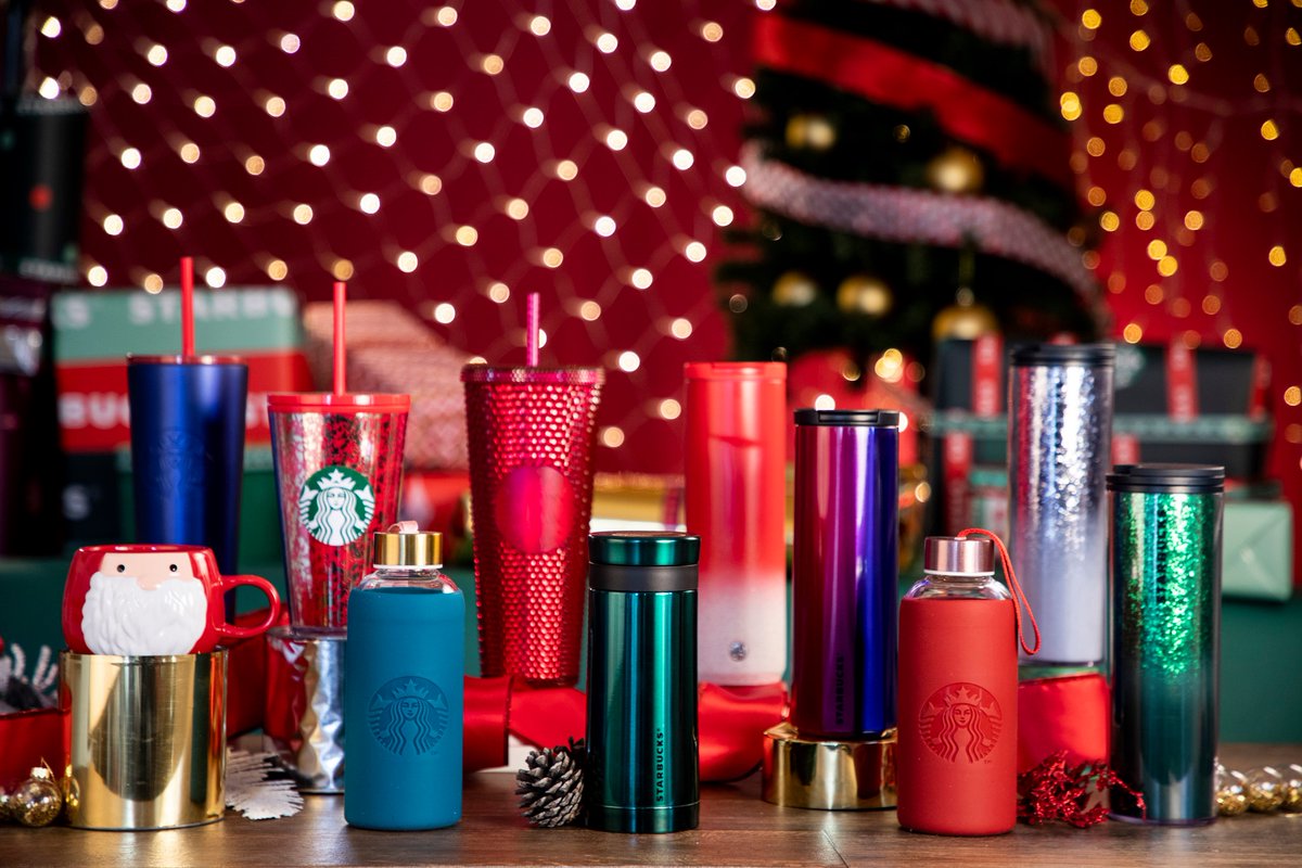 trianguloanimas's tweet photo. @Eltriangulo La magia viene en diferentes formas y tamaños. Ven a #starbuckscoffee por tus tumblers favoritos.
#Café #Postres #Temporada #ElTriángulo https://t.co/2G7ns9JhAf