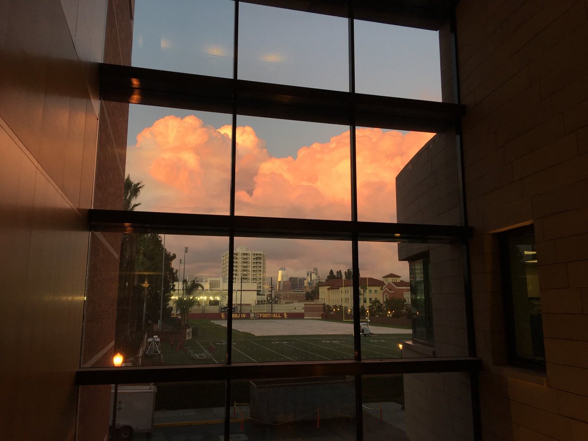 The department of Biological Sciences at USC is hiring! There are multiple positions, in any area of Biological Sciences, with a focus on candidates that advance diversity, equity, and inclusion. Apply by Dec 15. <a href="/USCBioSci/">USC Biological Sciences</a>  usccareers.usc.edu/job/los-angele…. Pls RT