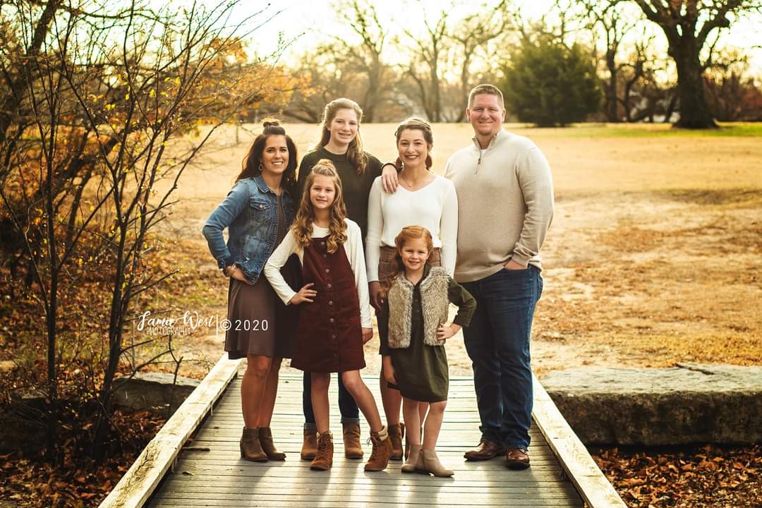 famiewest's tweet photo. I look forward to this family's session every year! Alway a good time with the Bruntons! https://t.co/C4SNlMM2iS