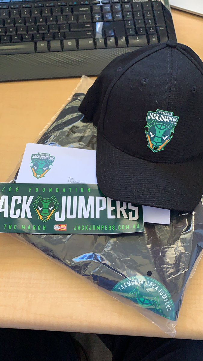 Excited to be a foundation member of  the @JackJumpers and receive my membership pack. Will get some wear over the next 12 months. Bring on the 20/21 @NBL1HQ season!