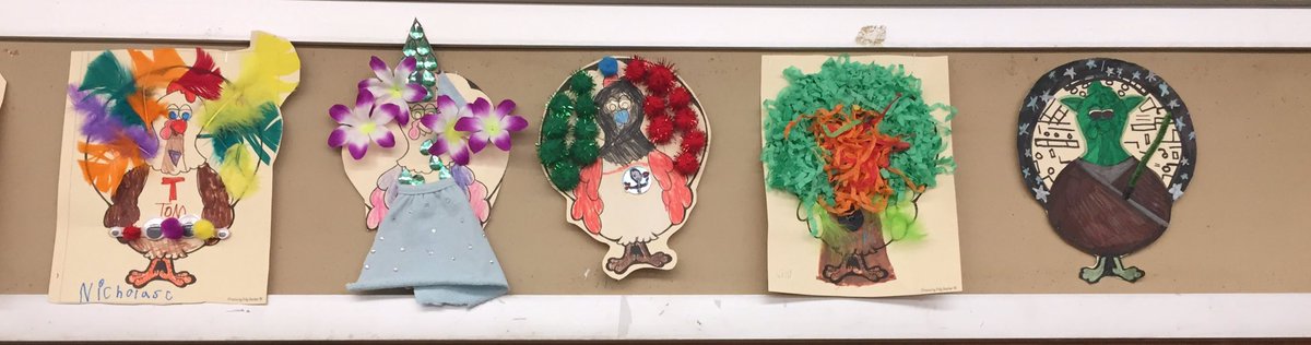 MrsB_A1's tweet photo. A1 got very creative when they disguised their turkeys. #ShawsheenElementary #WeArePawsome https://t.co/edcRY3RslC