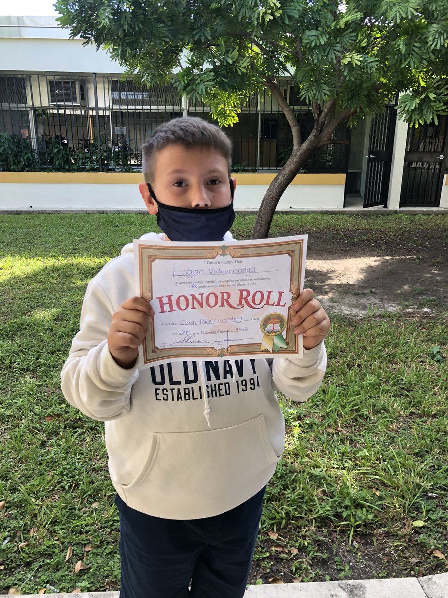 JuankyDiaz's tweet photo. Twas the day before #Thanksgivingrecess @CoralParkElemS and here are some of our #thirdgrade #lunadiaz #honorroll for the #firstnineweeks #cpe #coralparkelementary @sherri_failace @AileenVega123 #3rdgrade https://t.co/rw3FAtBkMe