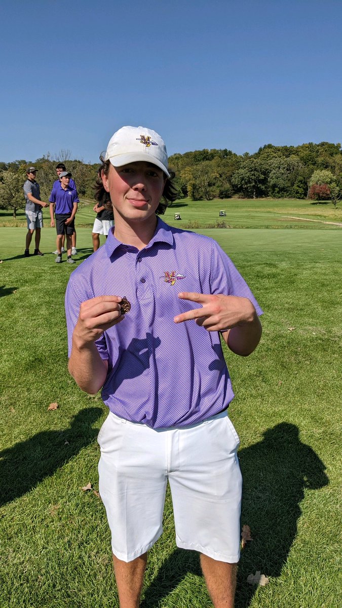 MuskiesBoysGolf's tweet photo. Happy birthday to our team captain, @DouglasCustis #FreshFlow #DougieFresh https://t.co/zfHO8OP2Qm