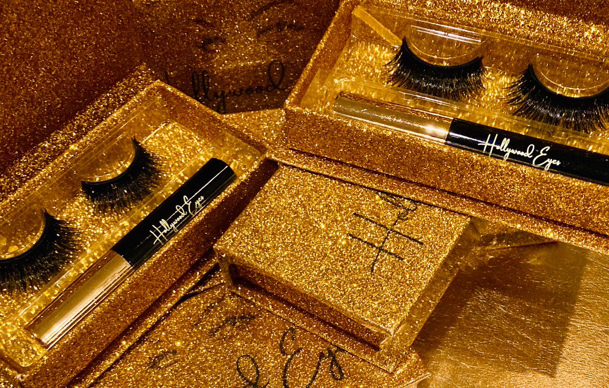 Eyesmakeups's tweet photo. #MagneticEyelashes #SpecialBoxes #SecretTreasure #BeautifulEyes #EyelashCase #Christmas #Gifts #NoCovid# https://t.co/f1uENTHG2P