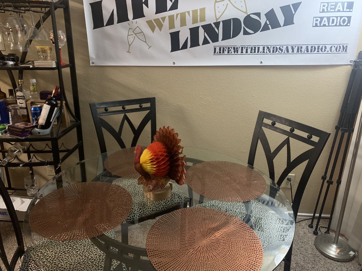 LindsayyOnAir's tweet image. You know how I’m getting old? This excites me... decorating the table lol can’t wait till Thursday.... yes I have a banner up for my show cuz I shoot videos there cuz #2020problems so I left it up @LWLindsay_Radio