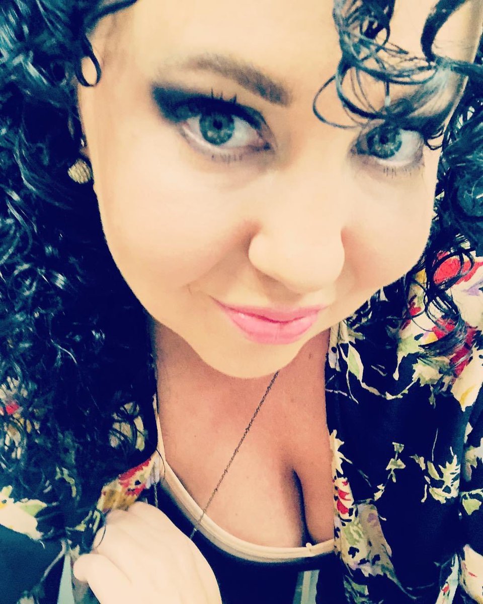 mmmmarlena tweet media