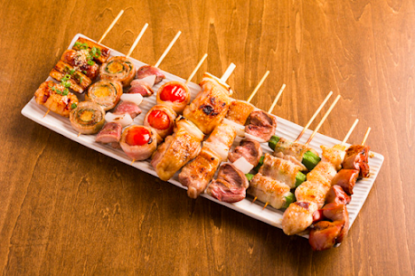 はにグルメ 福岡大名にある焼き鳥居酒屋 美味しい本格焼き鳥を味わえる 他にも馬刺し ゴマサバ レバ刺し 地鶏創作料理なども美味しい 本格焼鳥 大名へて T Co Z7e5o6nolh 福岡 赤坂 焼鳥 大名 鳥料理 居酒屋 焼き鳥 天神