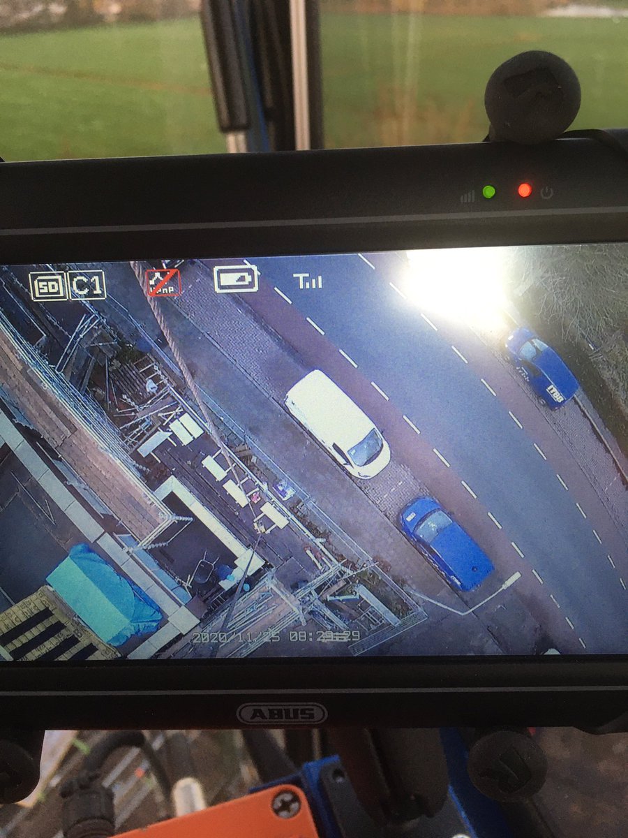 wiljow's tweet photo. Na wat “huisvlijt” en goede adviezen/leveringen van @arjovandenberg een camera in de giek #blij #functioneel #nightvision https://t.co/ODU1XFTzzW
