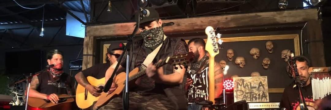 DavidMrChango's tweet photo. Mala Patria #acustico #rock #Mexico  #resistente
#musicos https://t.co/noVJXPvFLR
