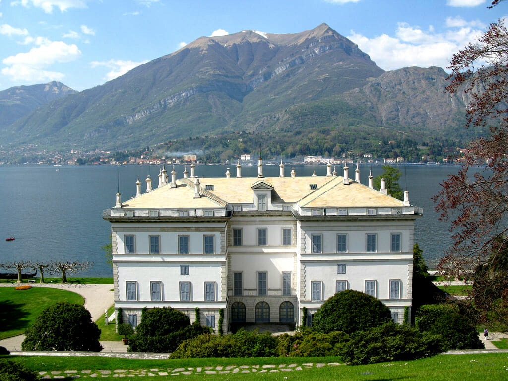 Is there a  #Sabbatean- #Frankist  #Messianic Conspiracy in the Netherlands?In March 2021 we will have new elections and most of the voters are "desperate" who to vote for during the continuing  #COVID19 "crisis". https://threadreaderapp.com/thread/1331482495687282690.html