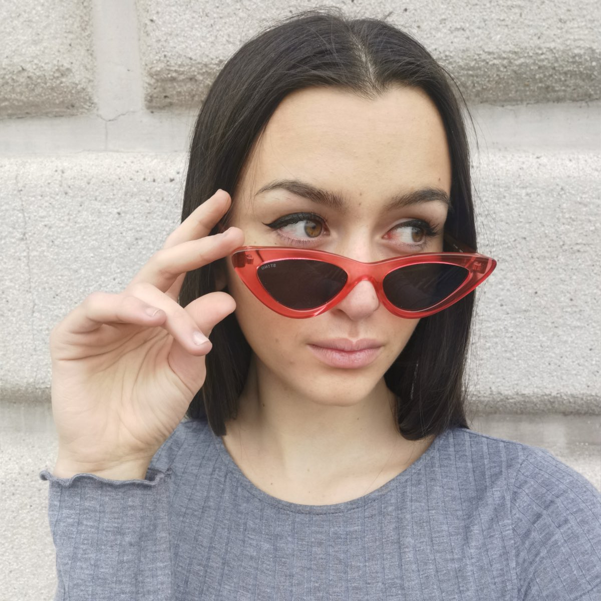 StingEyewear's tweet photo. La giovane promessa della moda Valentina Corvino dà un tocco glam al suo stile con le note ciliegia di #Follower1
#StingEyewear #ValentinaCorvino #Diva #Sunglasses https://t.co/nflhxwl60o