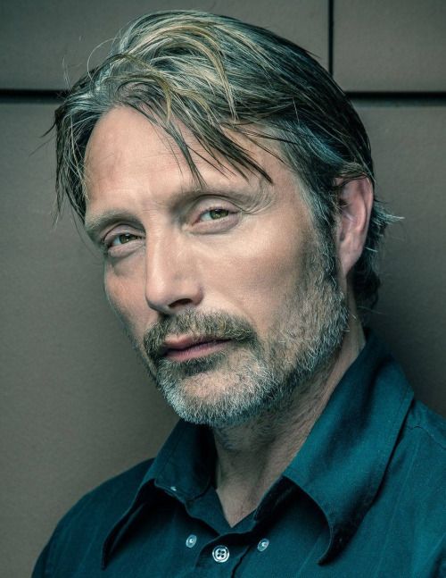 Professor Hannibal, student Will. One day, Will lingers behind after a class once everyone else has left. He walks up to Hannibal, drops to his knees in front of of the silver haired older man, immediately starting to mouth at Hannibal's cock through his slacks. +