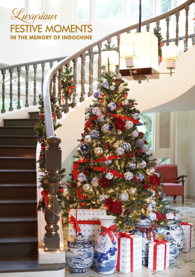 LaVerandaResort's tweet photo. Christmas has arrived at the Indochine Mansion – La Veranda. The sparkling fairy lights, the Indochinoise-style Christmas trees and the traditional holiday melodies add a perfect festive touch to your holiday on Phu Quoc Pearl island.
#mgallery #laverandaresort #christmas https://t.co/qPwkjEja5u
