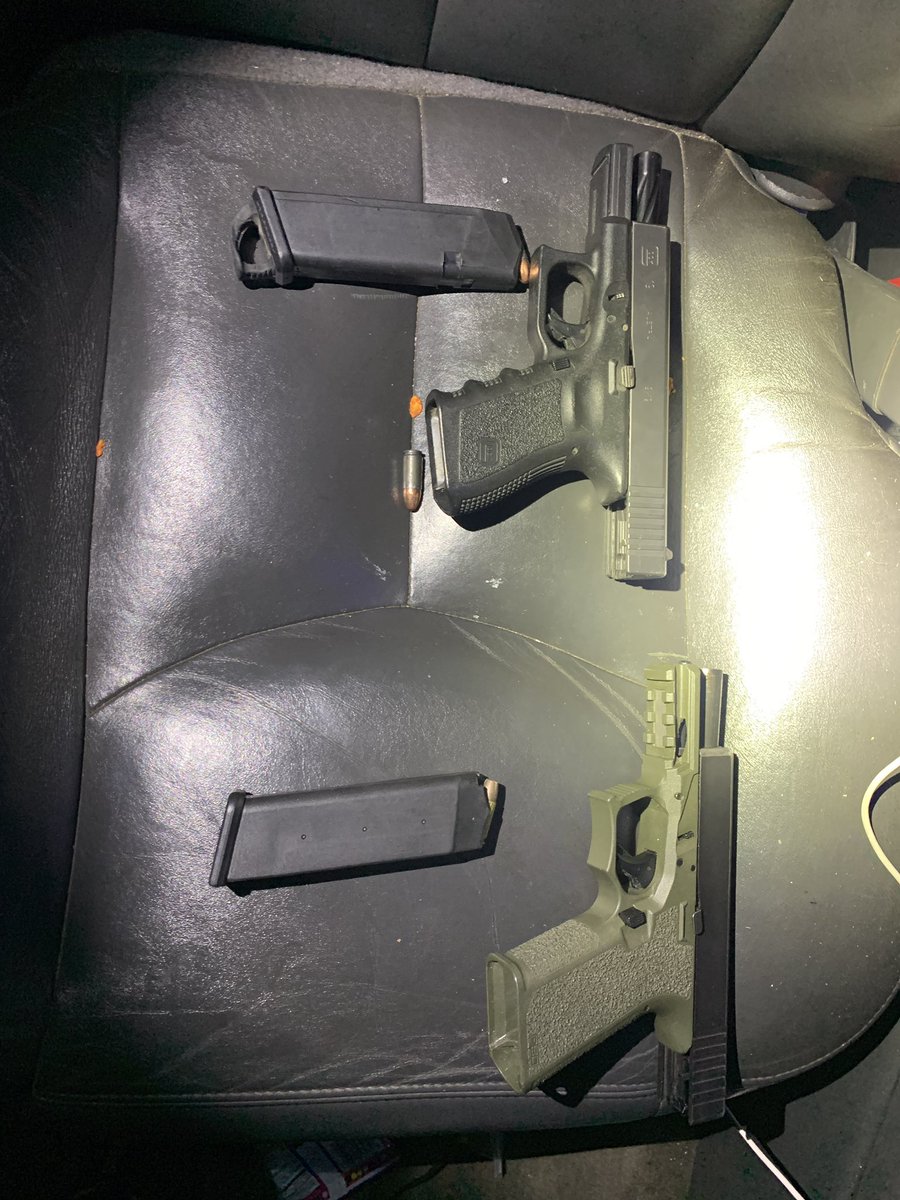 drewmcc86's tweet photo. SIU &amp; UPD Det’s investigated a shooting in Upland on 11/19 near Campus and Washington. Tonight, the suspect was located with another male in Rialto. Both arrested w/ 2 guns in the car. 1 was stolen from Vegas. @RialtoPolice w/ the assist. @UplandPD @UplandPD_Chief https://t.co/8M9DIpKW4k