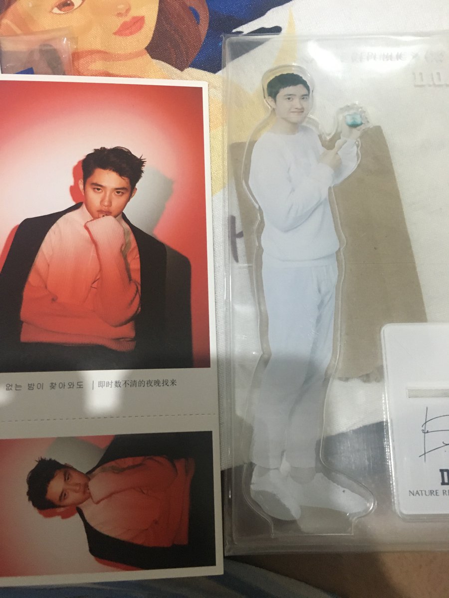 aniger_8's tweet photo. Di tlga ko swerte s mga raffle pero sobrang saya ko when I won IU's weekly planner during her 12th yr annive GA fr @BluemingMartPH. Though medyo natgalan but it's worth d wait kasi I got the chance to buy DO Nature Republic standee and IU's tote bag also. #BluemingFeedbacks https://t.co/HofFQR75z4