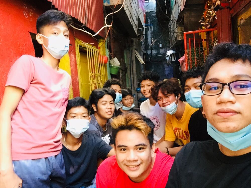 jayveelaurio's tweet photo. nagsama sama din <3 https://t.co/PhYQMgn00I