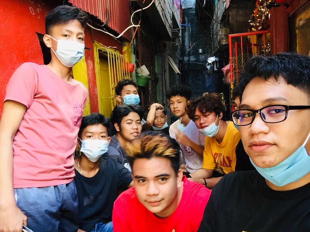 jayveelaurio's tweet photo. nagsama sama din <3 https://t.co/PhYQMgn00I