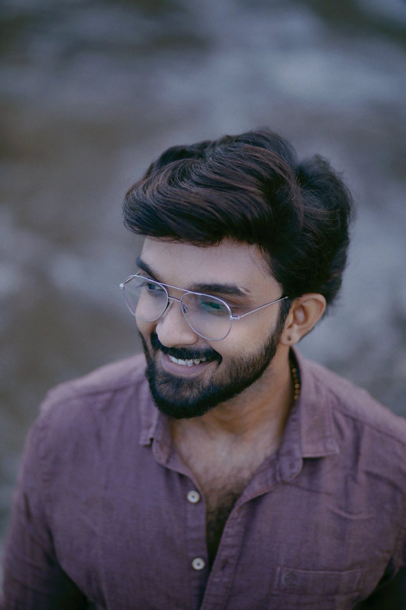 mithun_saayanth's tweet photo. Bring on the sunsets 🥰
#shootpics❤️ #sunsets #positivevibes #stayhappy😊 https://t.co/LSYVWdG2BF