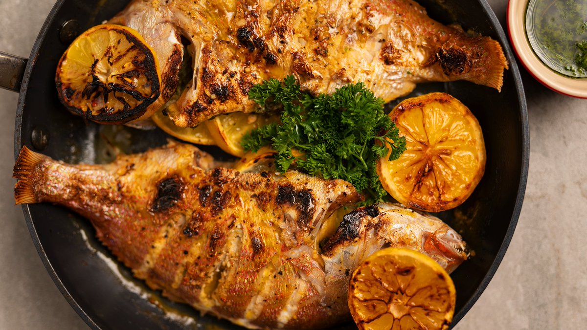 ChefMarcusZA's tweet photo. Enjoy my new Stuffed and Roasted Yellowtail recipe: https://t.co/S6DHeZZR6E

Images by @overdueconcepts https://t.co/ZjkEjC47a6