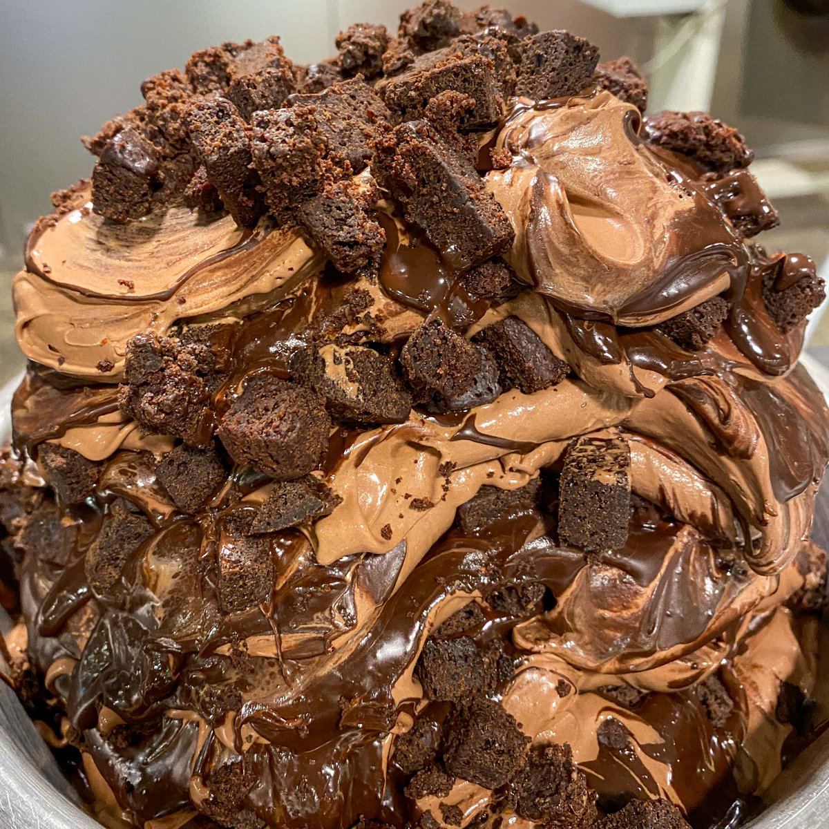 Gelato Messina (@gelatomessina) on Twitter photo TWO GOOD TO MISS - Salted dark chocolate gelato with salted dark chocolate brownie and dark chocolate fudge. made to bring awareness to <a href="/twogoodco/">Two Good Co</a> - an incredible charity that donates food to women in refuges in syd & melb. TWO GOOD TO MISS - Salted dark chocolate gelato with salted dark chocolate brownie and dark chocolate fudge. made to bring awareness to <a href="/twogoodco/">Two Good Co</a> - an incredible charity that donates food to women in refuges in syd & melb.