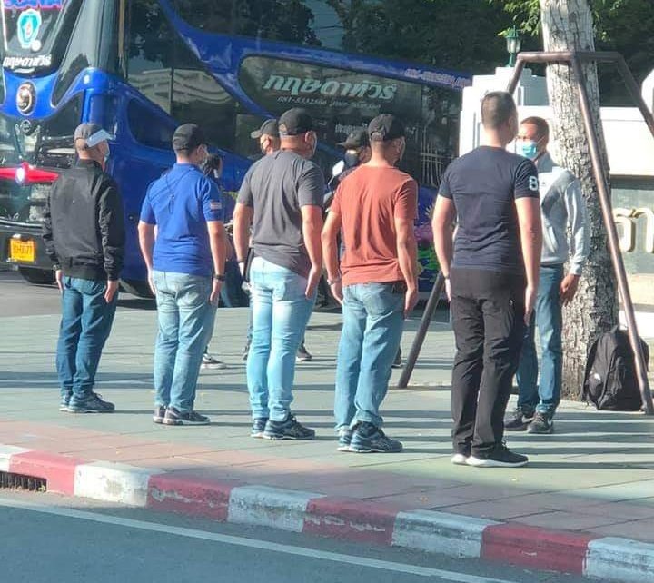 ท่าเป๊ะขนาดนี้ แต่งเครื่องแบบเถอะครับ ประชาชนจะได้ไม่สับสน
#ม็อบ25พฤศจิกา
#25พฤศจิกาไปSCB