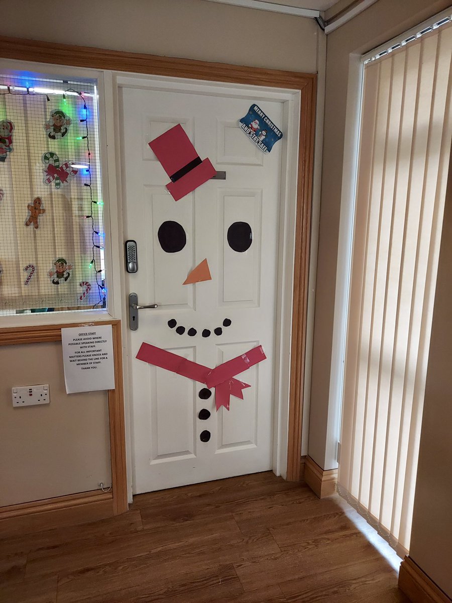CHADD1979's tweet photo. We’re focused on safety &amp; support but we’re also getting in to the Christmas spirit at our sheltered housing schemes a bit earlier than usual this year! https://t.co/ZDCKO07qks