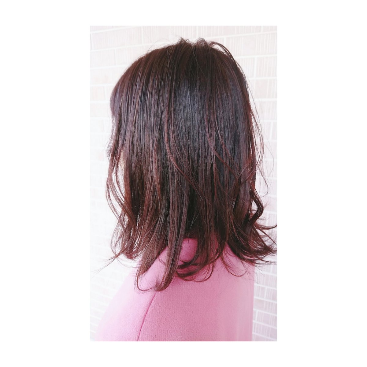 mo_mie1109's tweet photo. 黒髪からの脱出。笑
久しぶりに染めました😌
人生初ハイライト。
そう、ブリーチしました✌️
気分転換気分転換😊 https://t.co/msb1NmPjMV