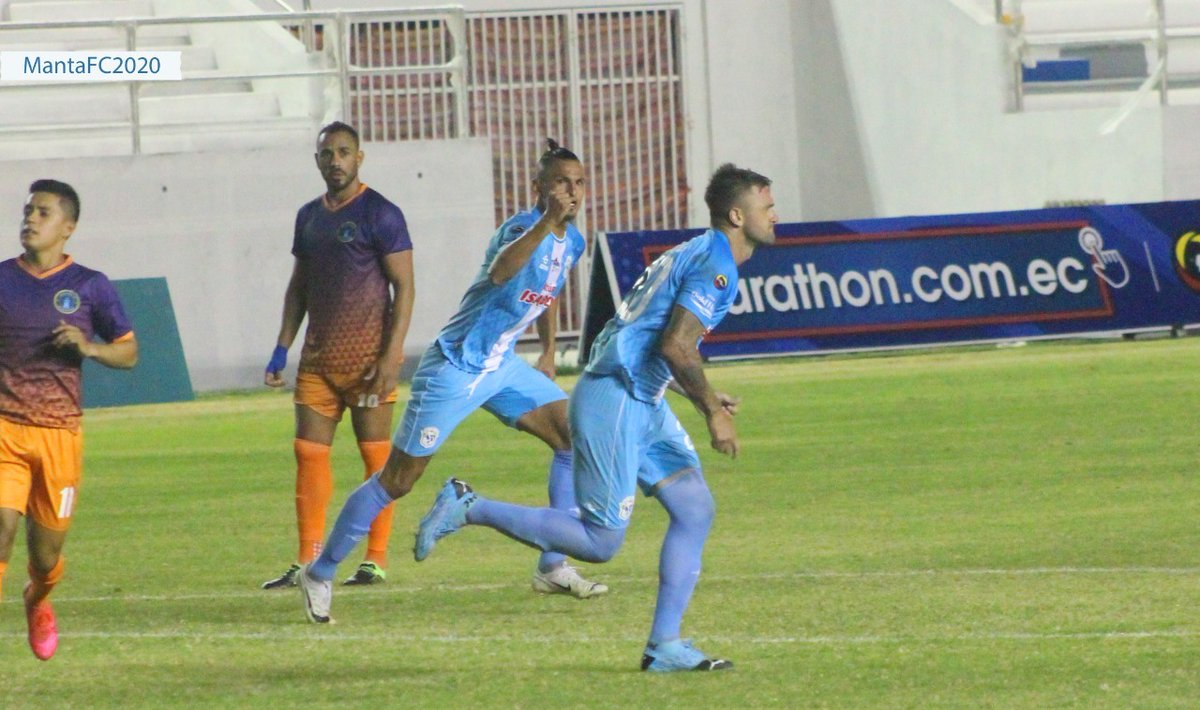 ElEspartanoEc's tweet photo. Cristian García jugador clave y goleador del @MantaFutbolClub en esta temporada 2020.

⚽✅ 14 Goles en el Manta FC, en 27 partidos jugados.
😎🔵 Destacado en los "Play-Offs" 2019 y Ascenso en este 2020.

👀 ¿En que equipo de la Serie A te gustaría verlo? 🔥

#LigaProSerieB https://t.co/REsFCRYhxv