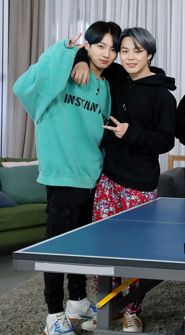 Moonfer4's tweet photo. Jikook are all that is right. They make me happy ❤️❤️

@BTS_twt #jikook #jikookforever https://t.co/9HoDo2Dem0