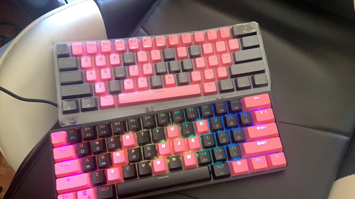 prodigyy_au's tweet image. Sweet care package from @IntegralNation thanks lads 😘 🥳