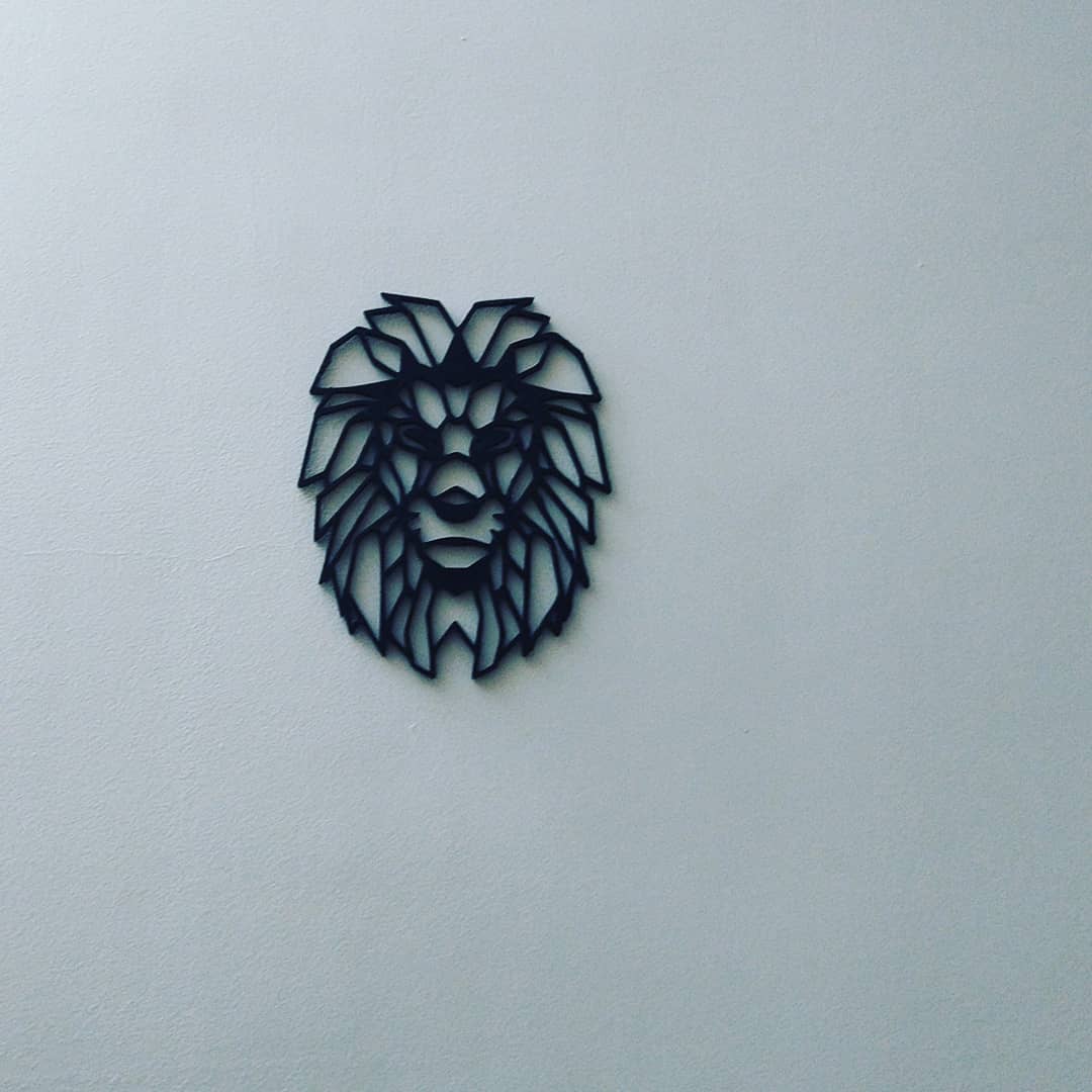 sathyakumar18's tweet photo. Lion wall 2D sculpted 
Printed using modified Ender 5plus 

#design #homedecorideas #3d #3Dprinting #3ender #sathyaresearch https://t.co/cn2Zl9FhyW