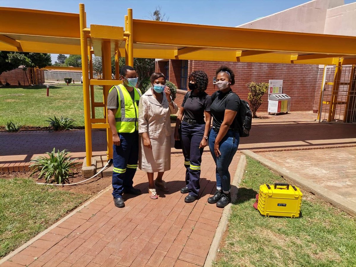 EkurhuleniEast's tweet photo. The aim is to help improve the learning system by inspiring creative learning. Former DSPP Apprentices stepping up the ladder with our beloved Principal Ms. HM Sibande.

#innovativecreators
#CommittedtoExcellence https://t.co/Vfeda0O5V6